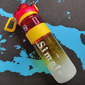 قمقمه ورزشی Simple Cup با بدنه پلاستیکی شفاف