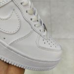 جزئیات رویه و دوخت نایک Air Force 1