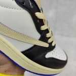 نمای جانبی نایک Air Jordan 1 Low Travis Scott x Fragment